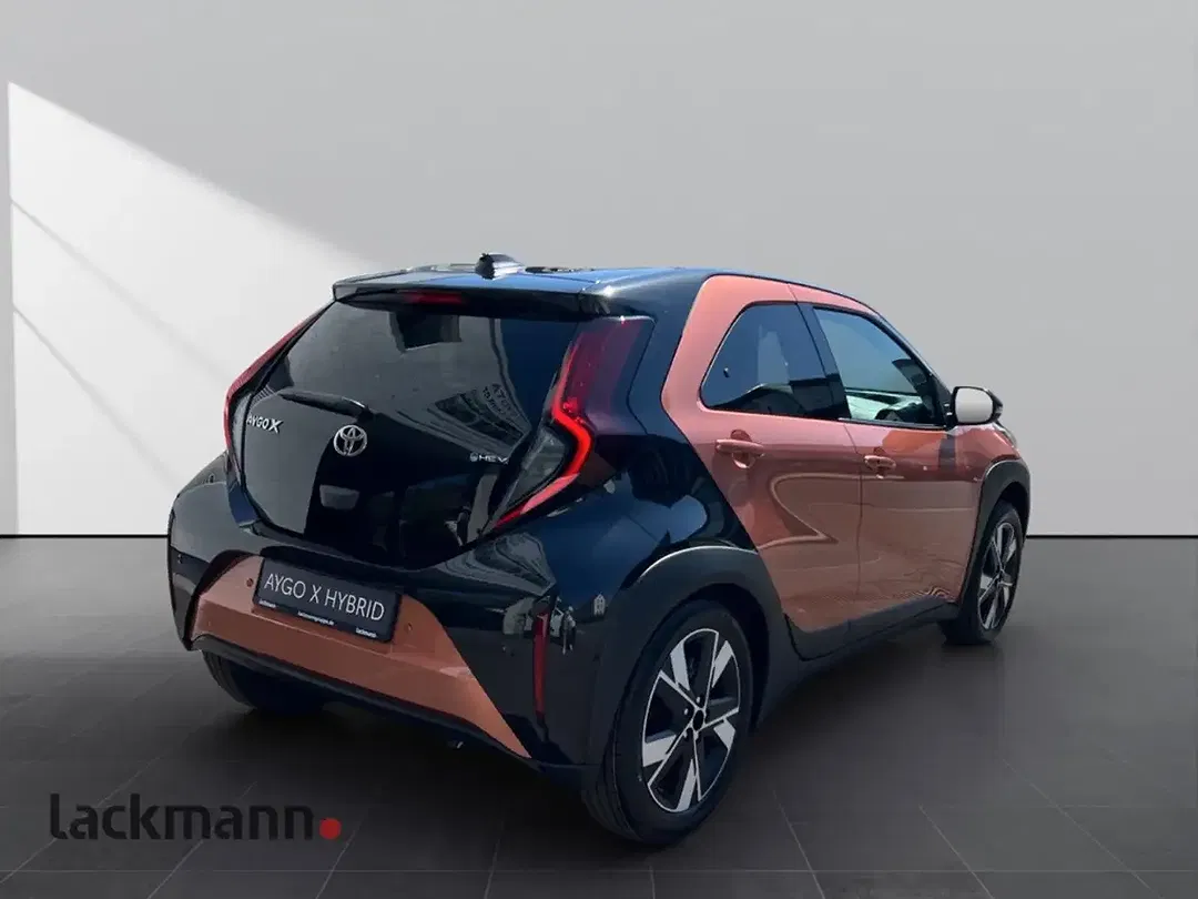 Toyota Aygo X 1.5 Hybrid Teamplayer - Thumbnail 4