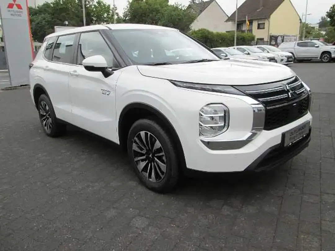 Mitsubishi Outlander 2.4 PHEV Diamant - Thumbnail 4