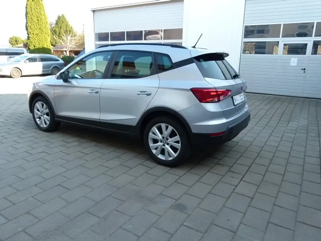 SEAT Arona Style - Thumbnail 4