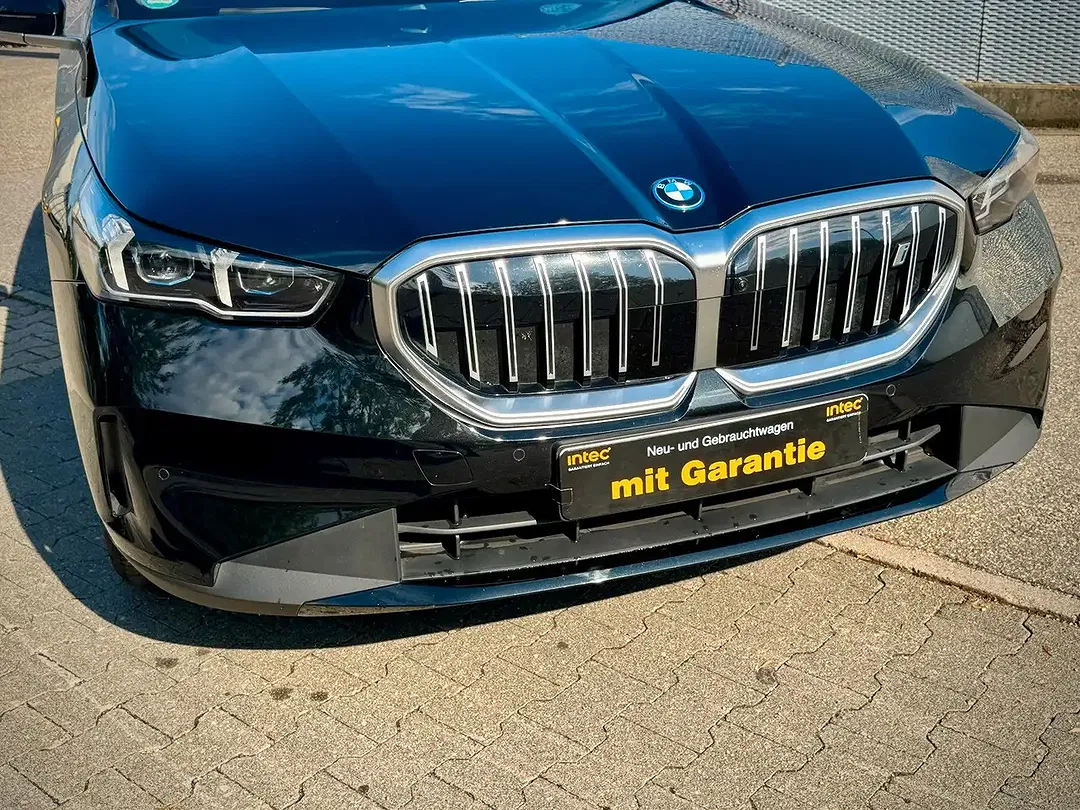 BMW i5 eDrive - Thumbnail 4