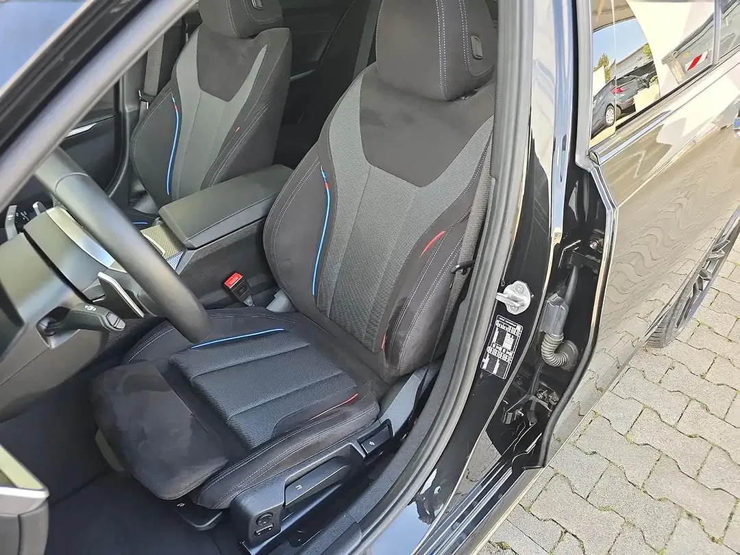 BMW 320 Touring M Sport - Thumbnail 12