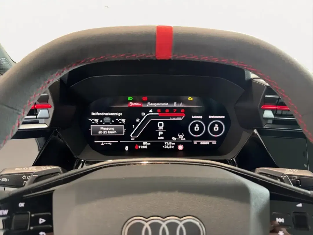 Audi RS3 S tronic - Thumbnail 9