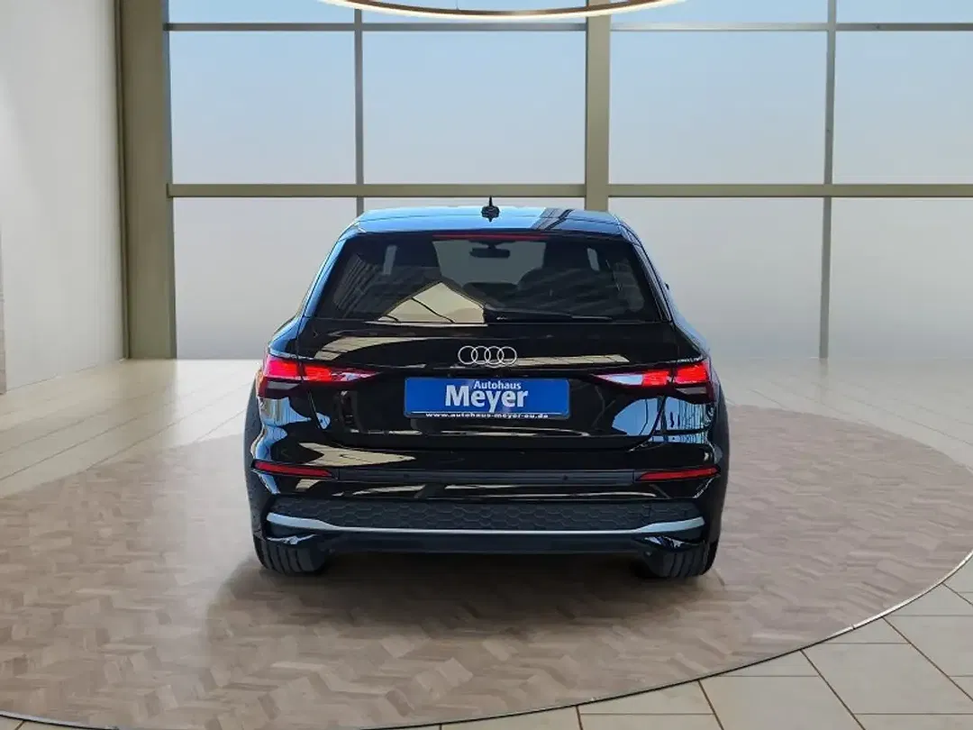 Audi A3 Sportback - Thumbnail 4