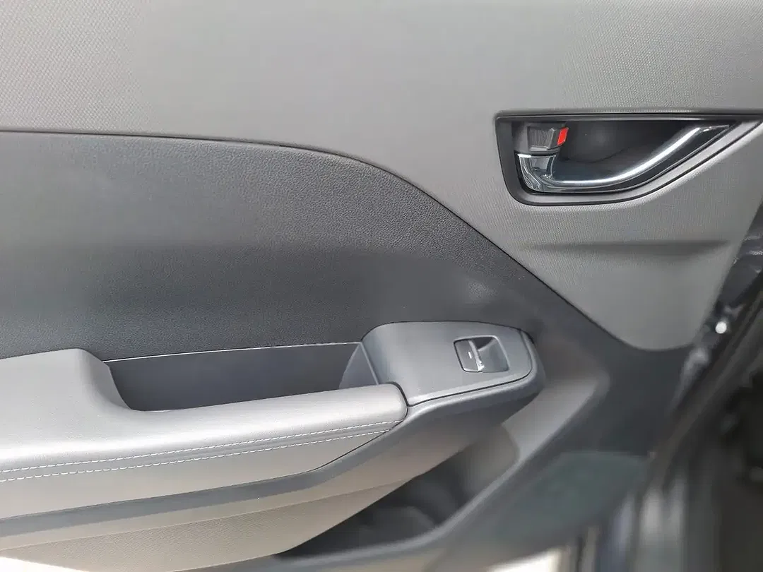 Subaru Crosstrek Active - Thumbnail 6