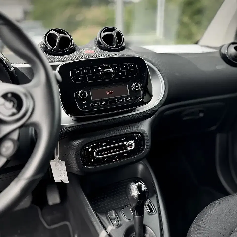 smart forTwo - Thumbnail 13