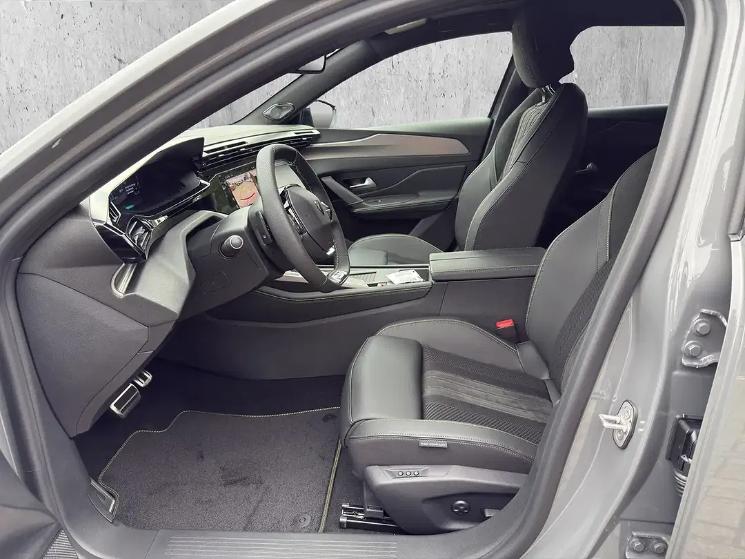 Peugeot 308 180 PHEV GT SW - Thumbnail 9