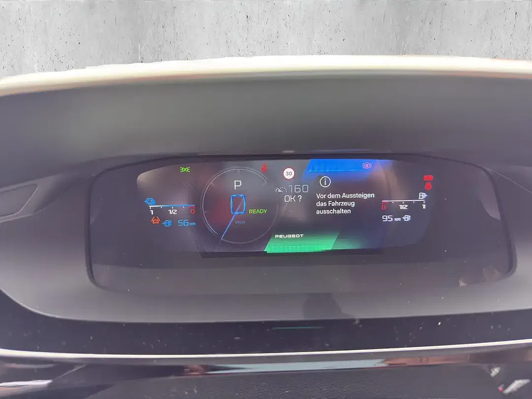 Peugeot 308 180 PHEV GT SW - Thumbnail 11