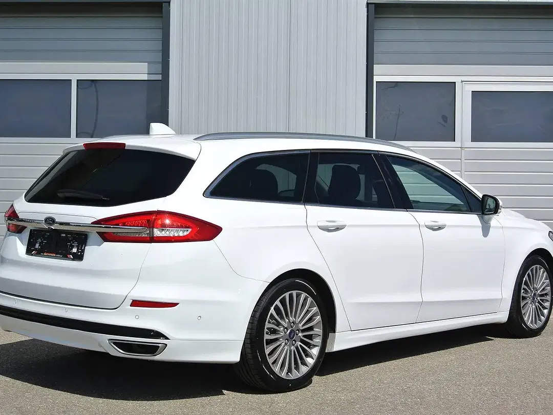 Ford Mondeo 2.0 EcoBlue AUT Titanium - Thumbnail 4
