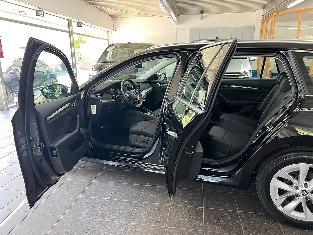 Skoda Octavia 2.0 TDI Combi Style - Thumbnail 7