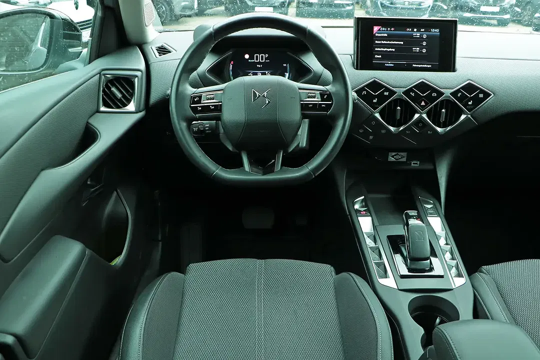 DS Automobiles DS 3 Crossback - Thumbnail 11