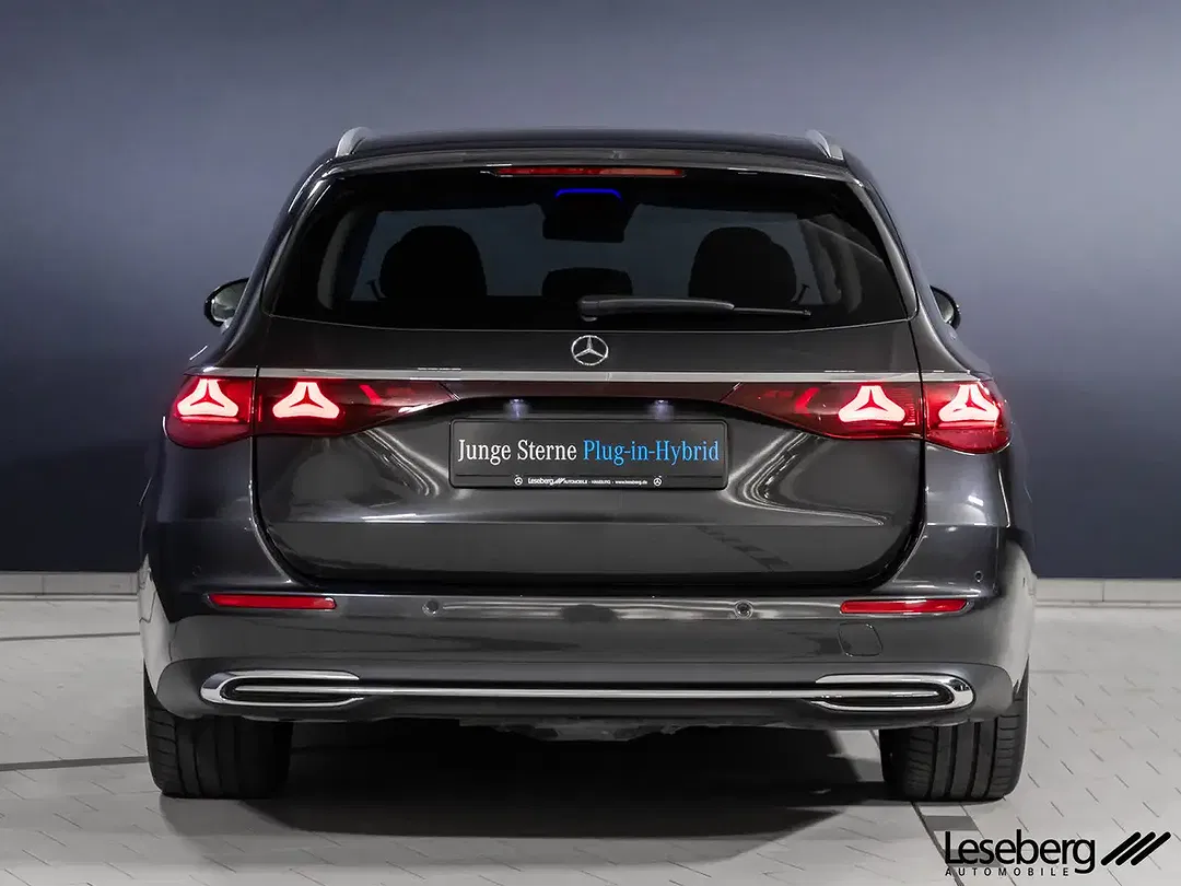 Mercedes-Benz E 300 4MATIC Exclusive - Thumbnail 6