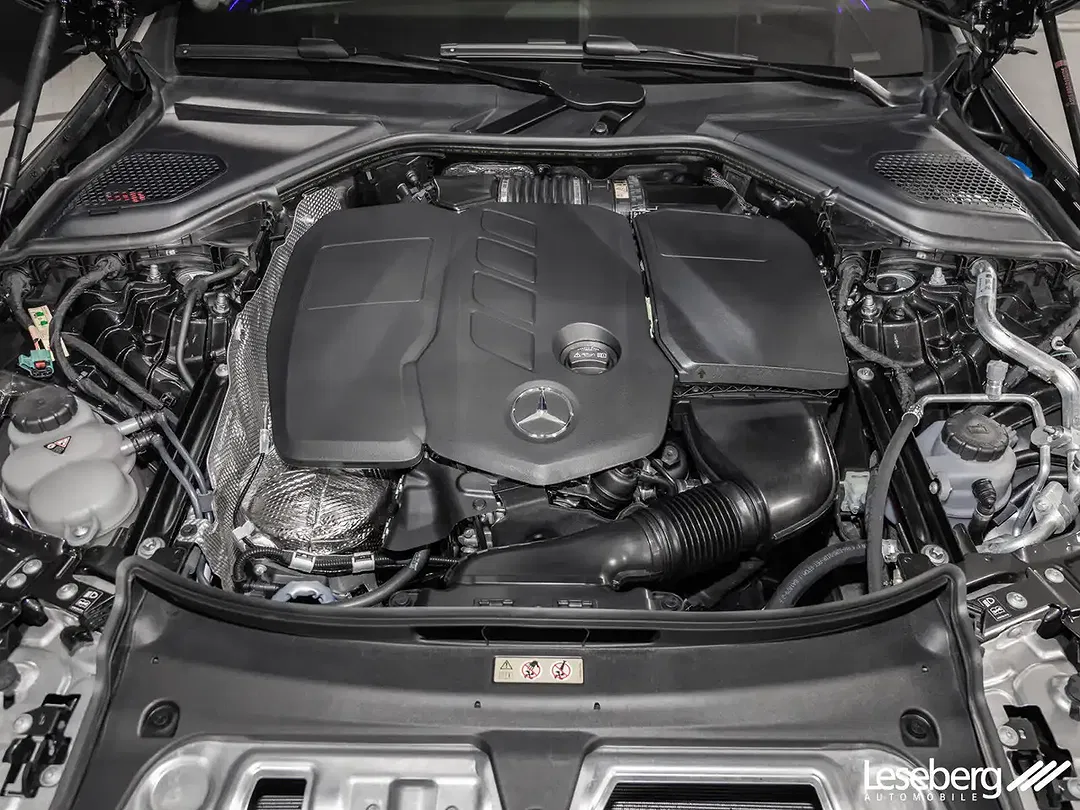 Mercedes-Benz E 300 4MATIC Exclusive - Thumbnail 8