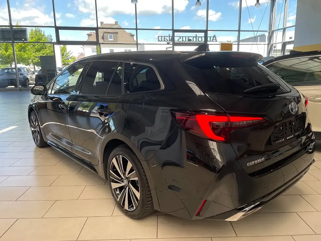 Toyota Corolla Hybrid Teamplayer - Thumbnail 7