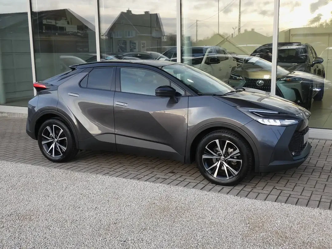 Toyota C-HR Hybrid Plus - Afbeelding 1