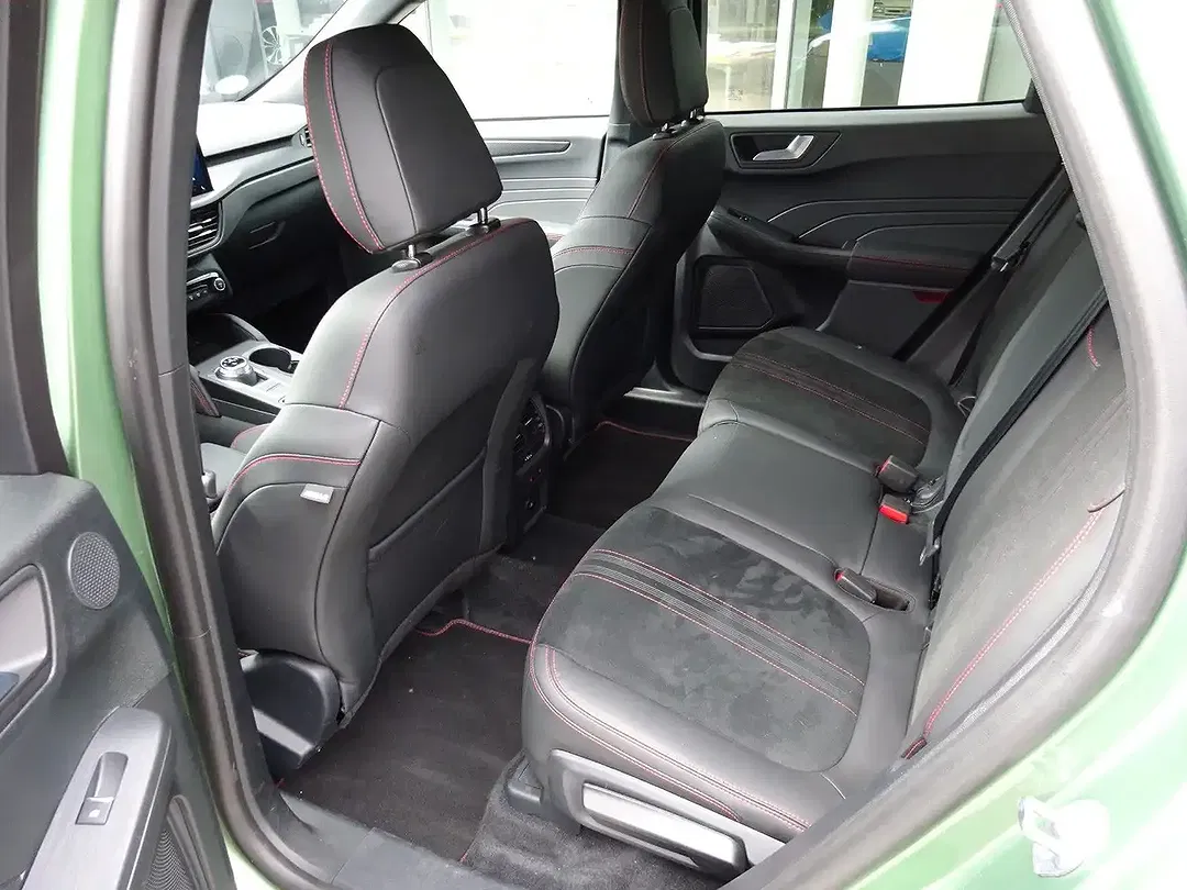 Ford Kuga ST-Line X - Thumbnail 13