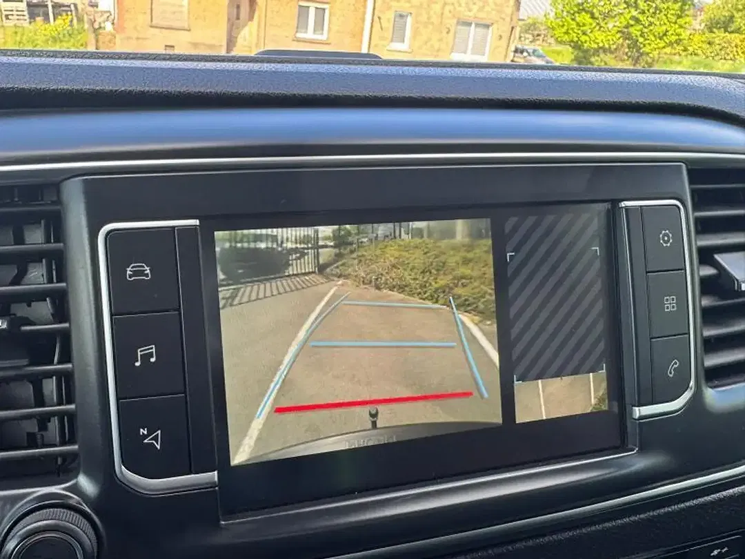 Toyota Verso - Thumbnail 18