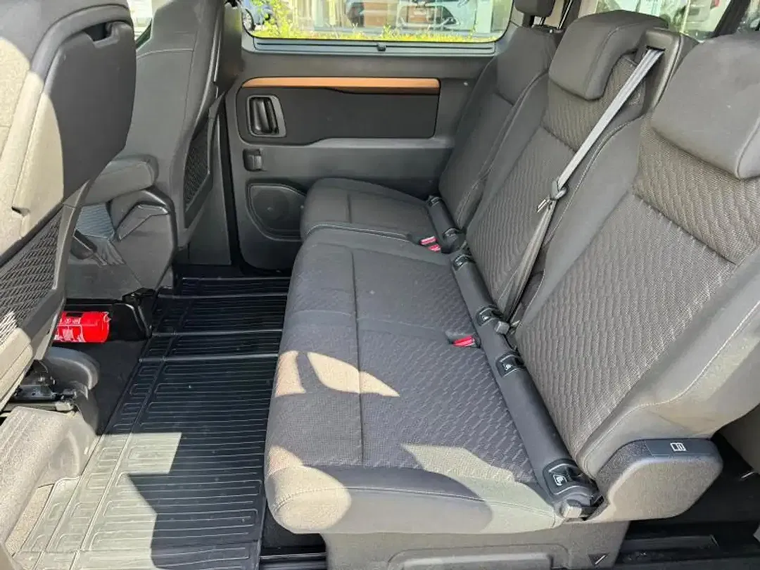 Toyota Verso - Thumbnail 6