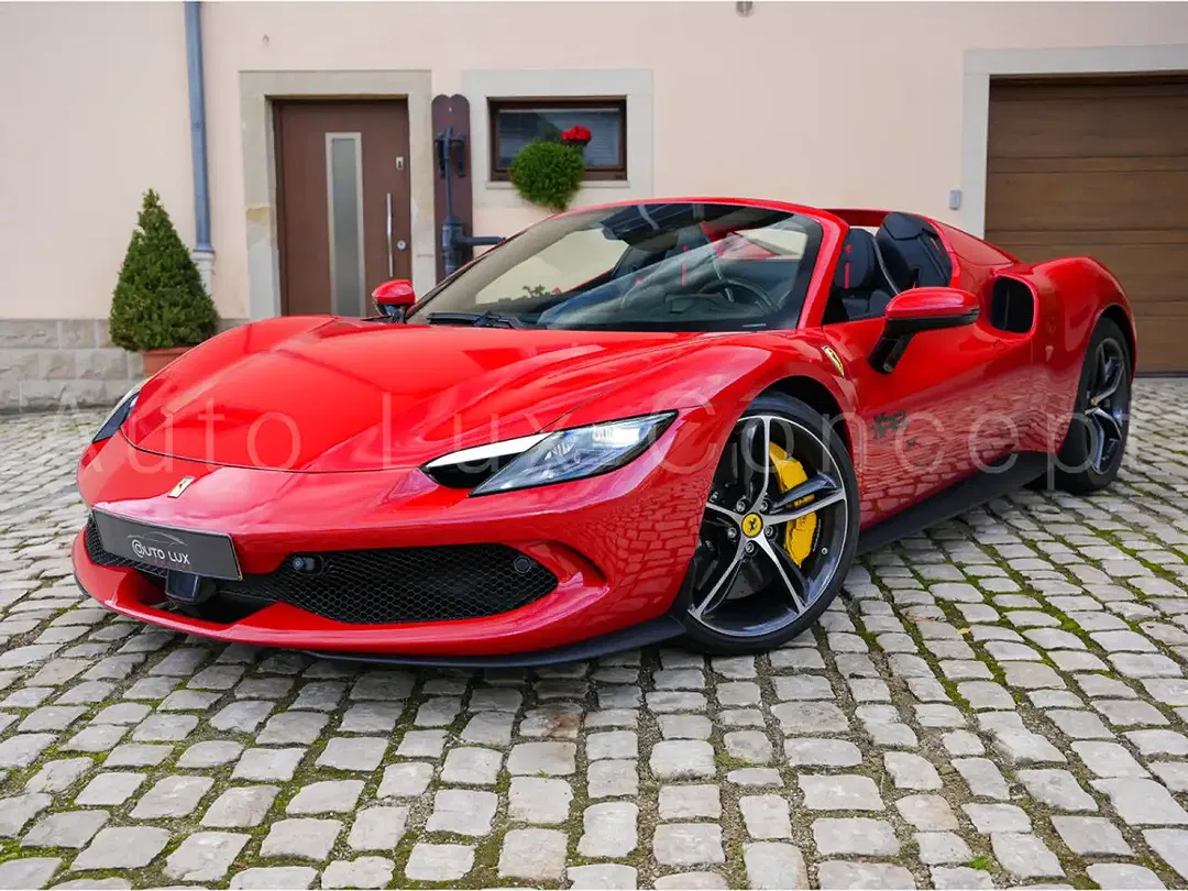 Ferrari 296 GTS - foto 1