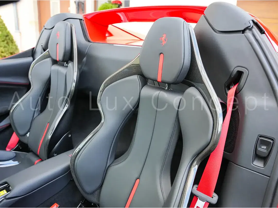 Ferrari 296 GTS - Thumbnail 9