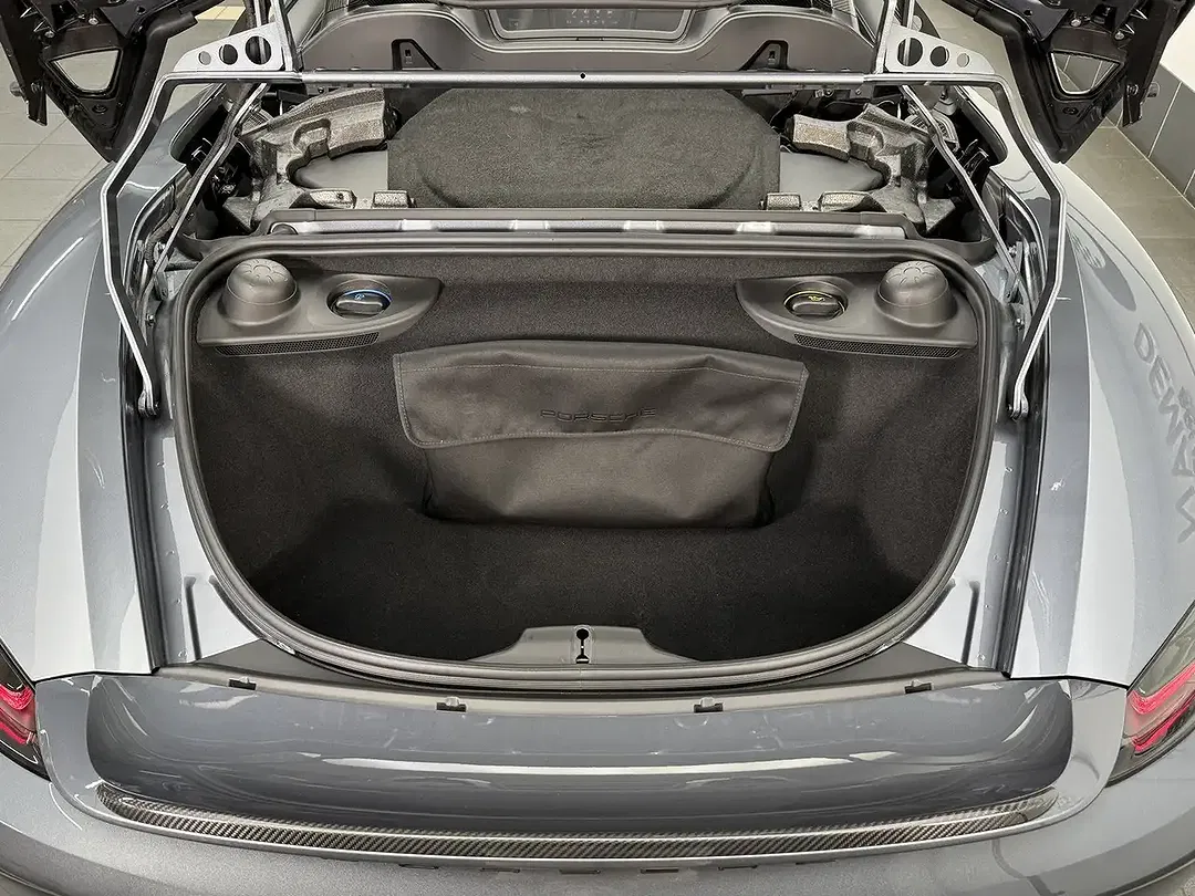 Porsche 718 Spyder RS Weissach - Thumbnail 7
