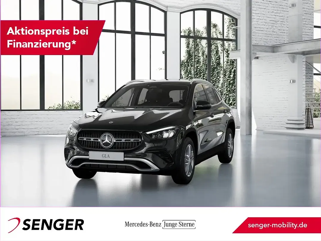 Mercedes-Benz GLA 200 - Thumbnail 1