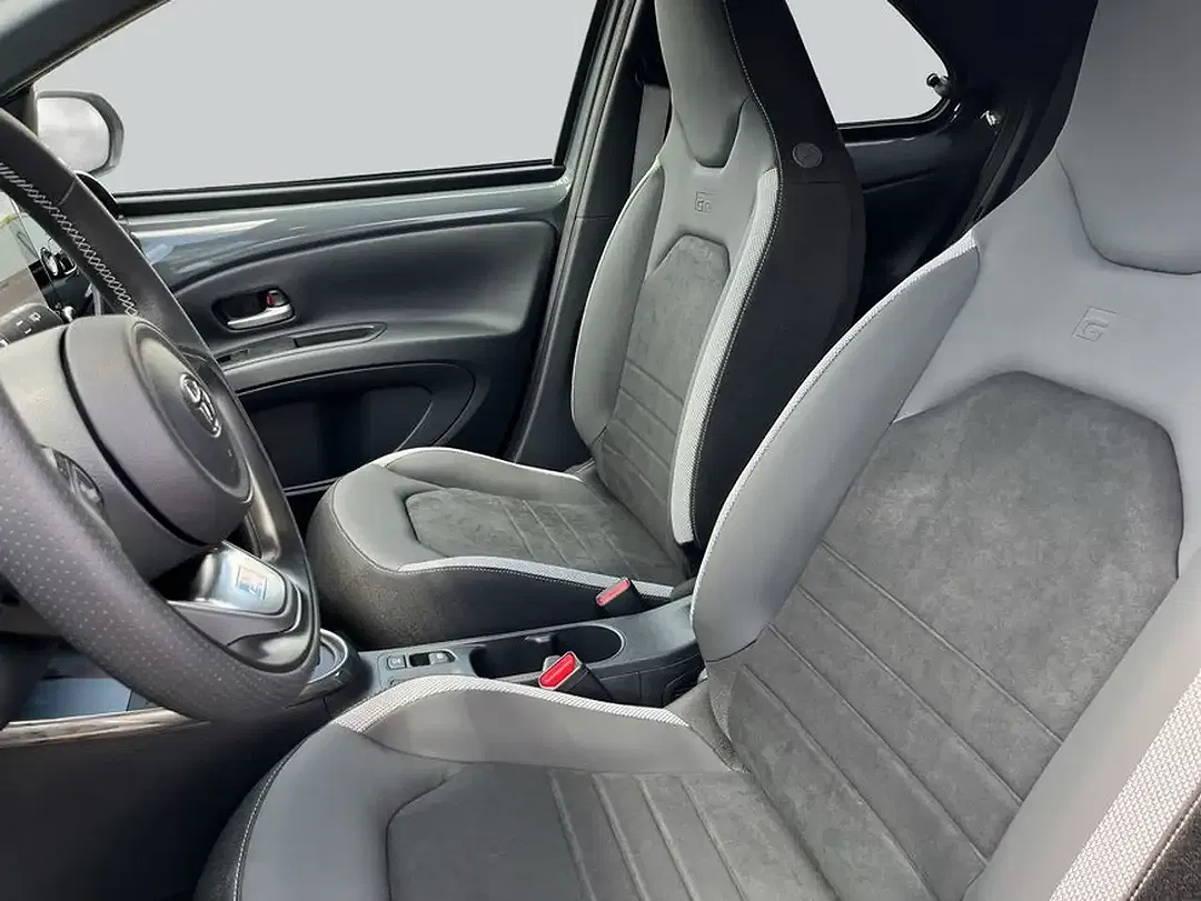 Toyota Aygo X 1.5 Hybrid GR Sport - Thumbnail 10