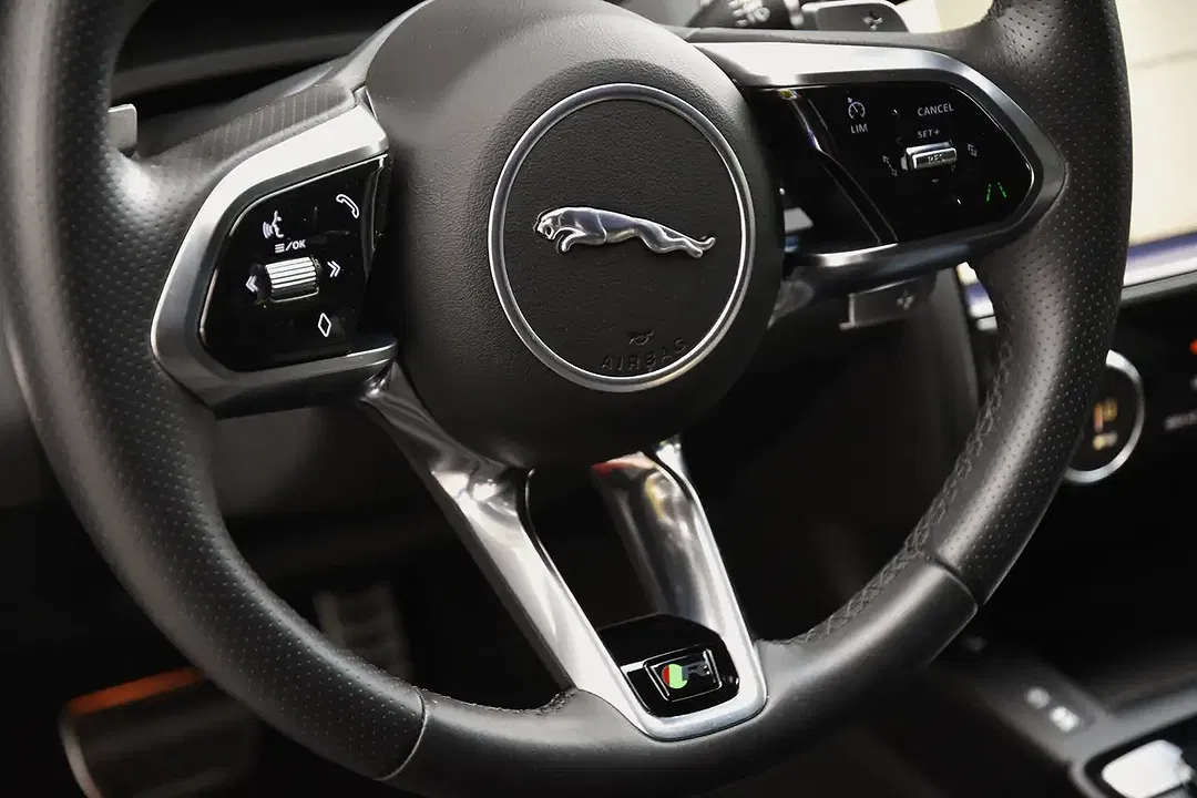 Jaguar E-Pace P200 2.0 MHEV 4x4 R-Dynamic S - Thumbnail 11