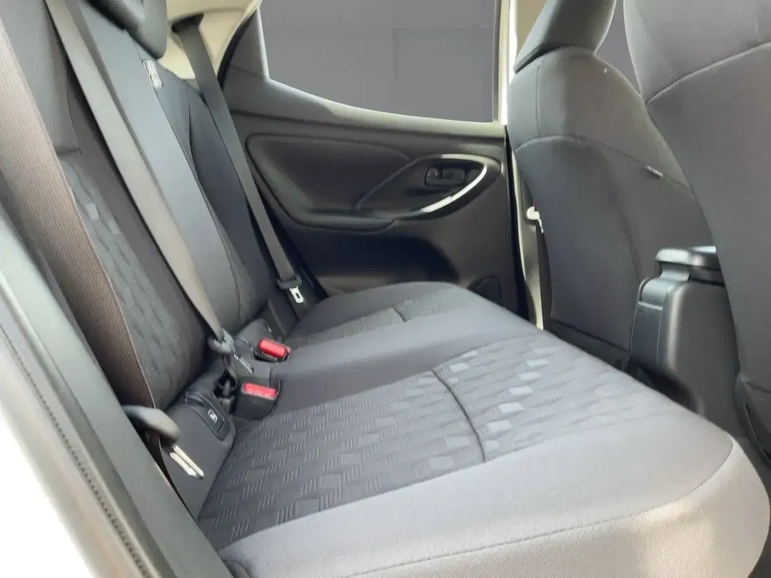 Toyota Yaris Hybrid Comfort - Thumbnail 14