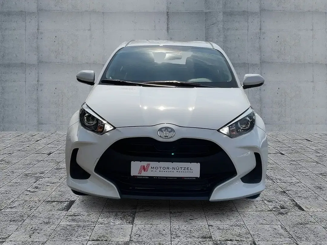 Toyota Yaris Hybrid Comfort - Thumbnail 4
