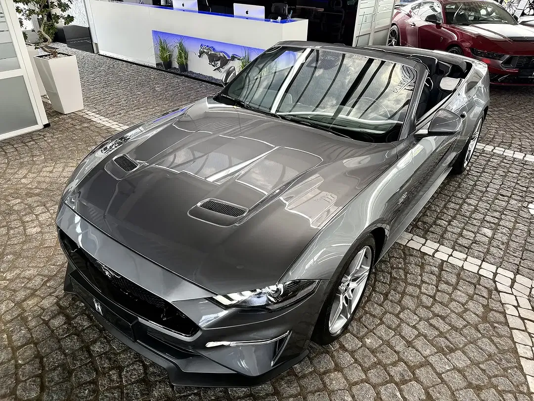 Ford Mustang GT - Thumbnail 10