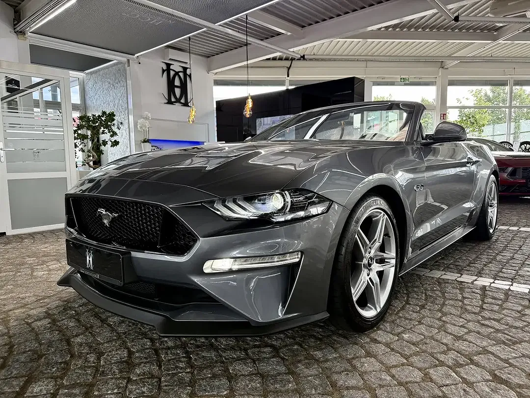 Ford Mustang GT - Thumbnail 11