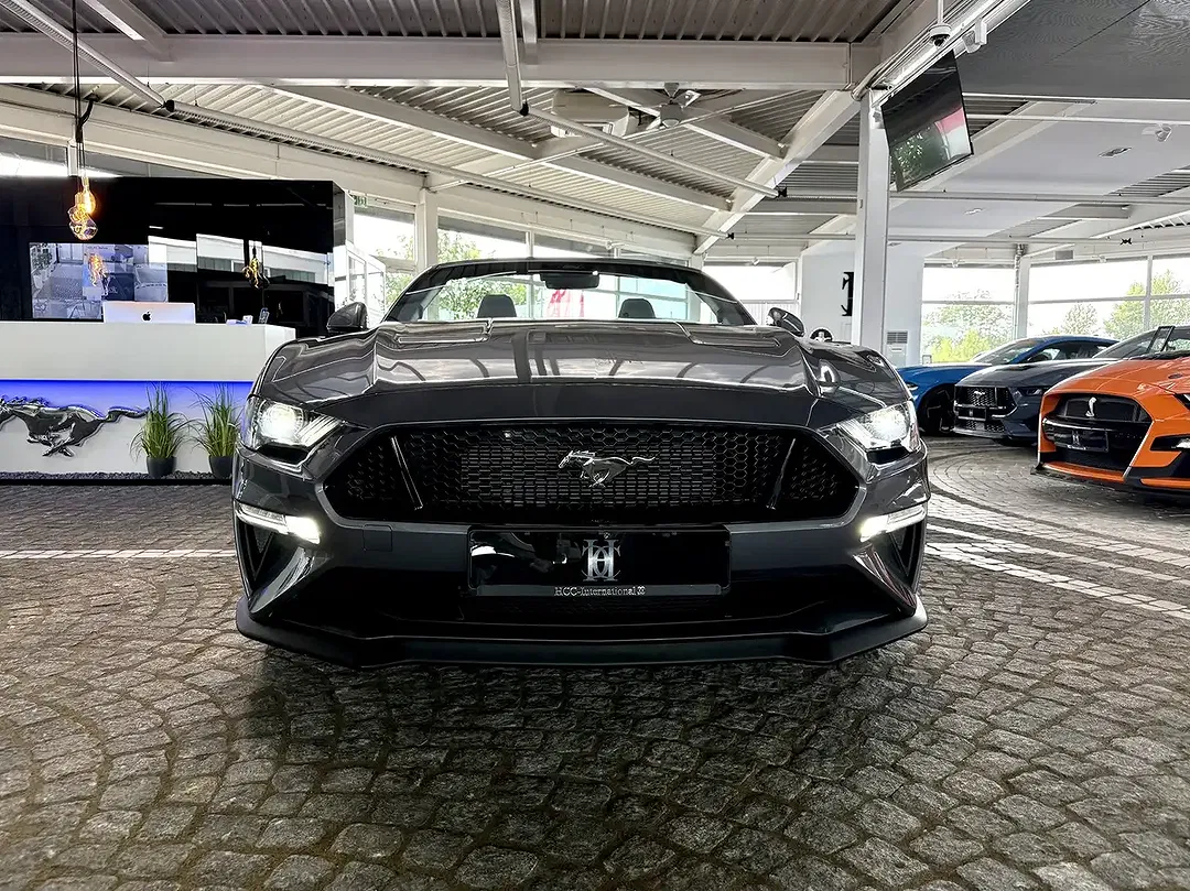 Ford Mustang GT - foto 2
