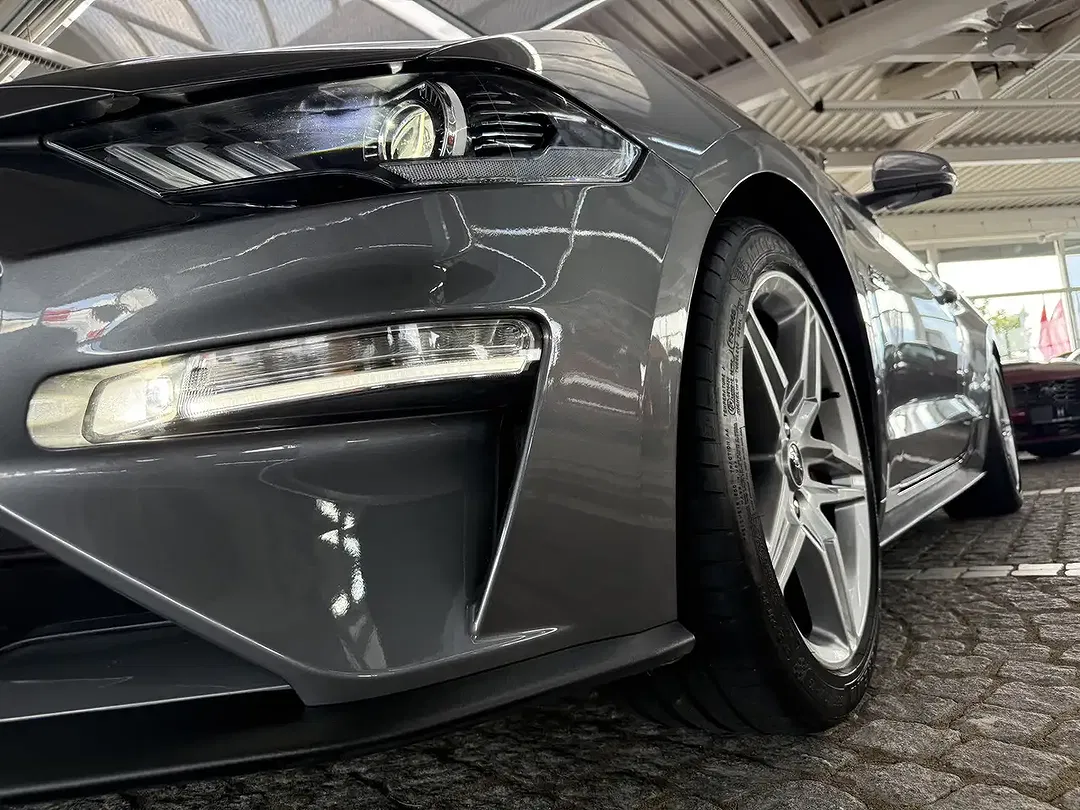 Ford Mustang GT - Thumbnail 8