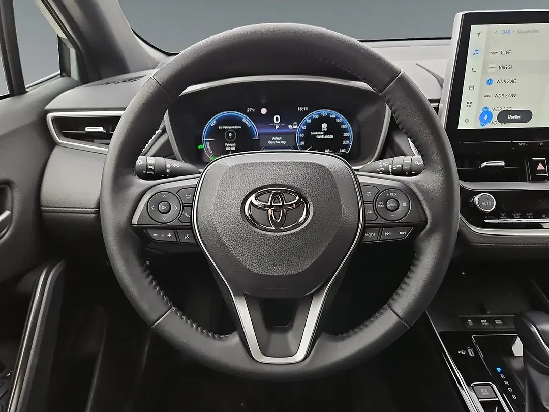 Toyota Corolla Cross Style - Thumbnail 12