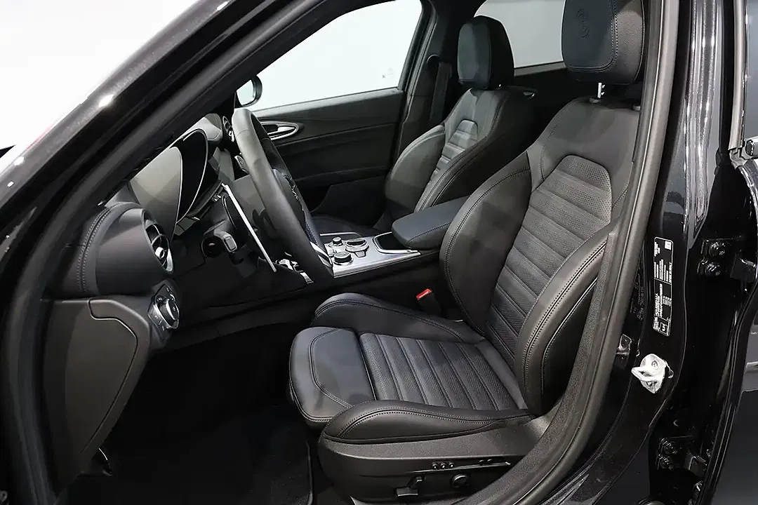 Alfa Romeo Giulia 2.2 16V Q4 Veloce - Thumbnail 10