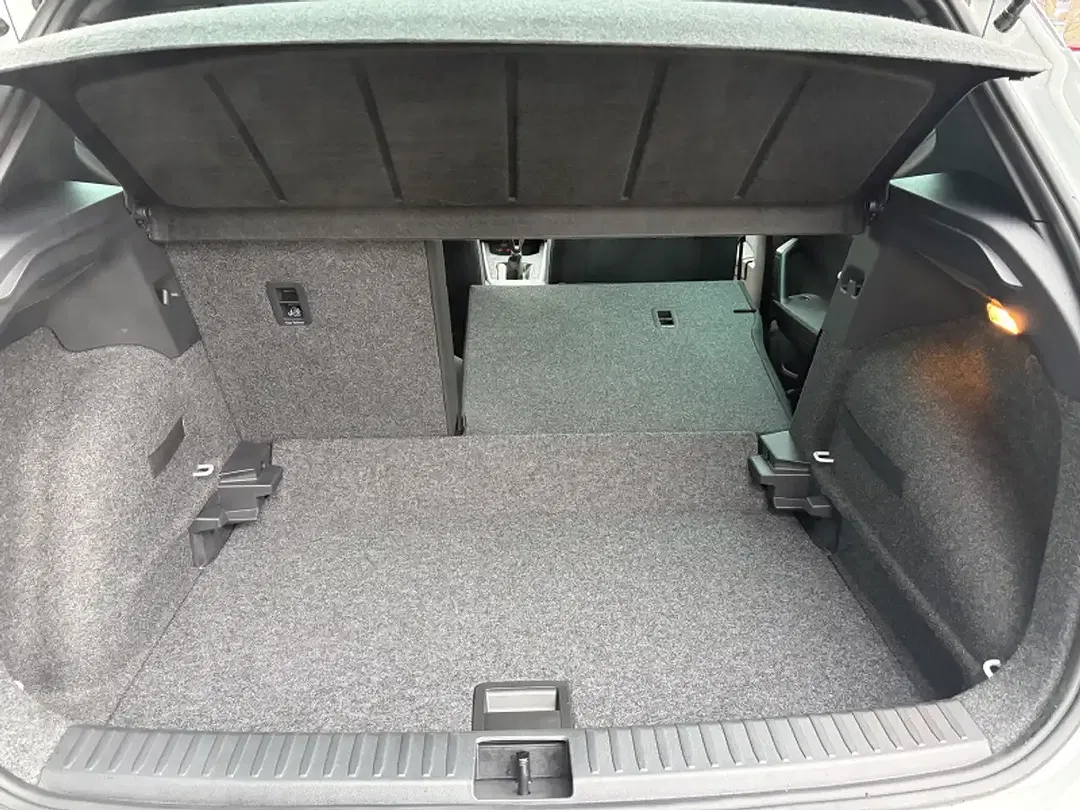 SEAT Arona 1.0 EcoTSI FR - Thumbnail 8