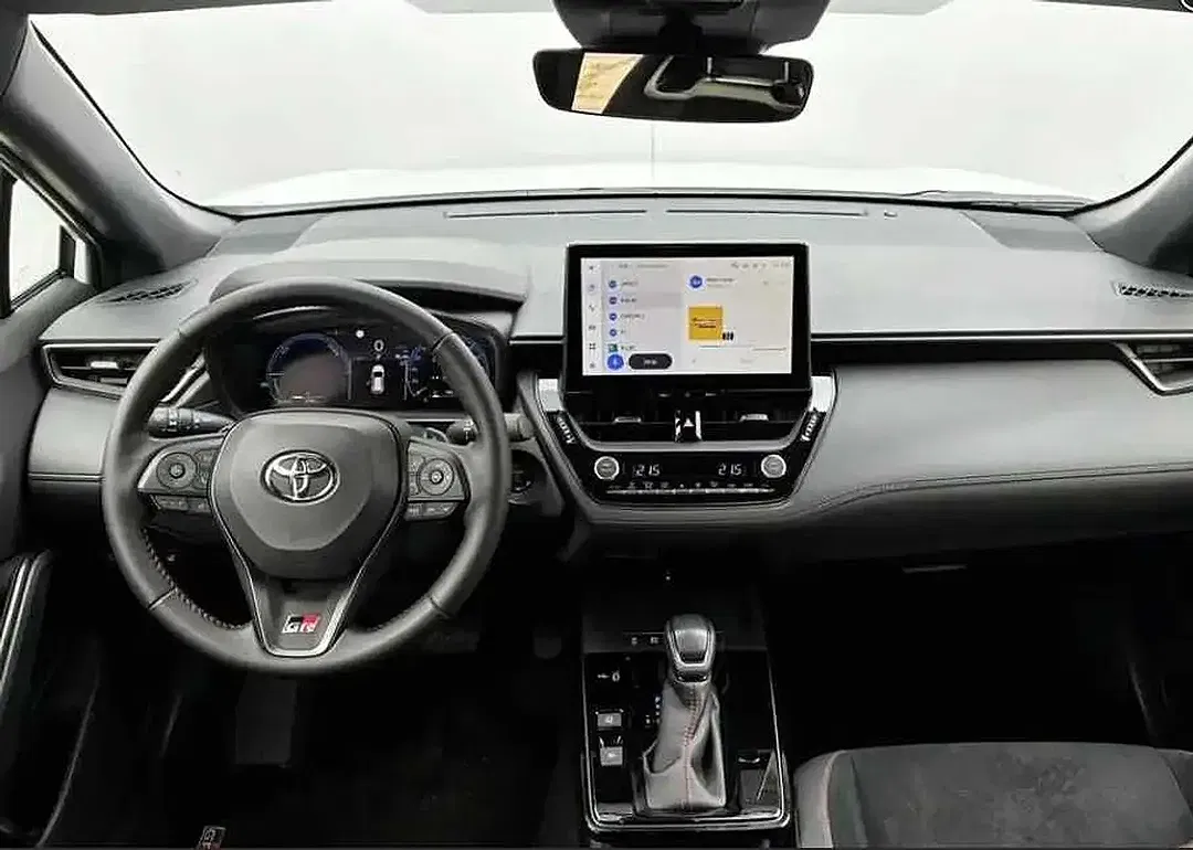 Toyota Corolla Cross Hybrid GR Sport - Thumbnail 5