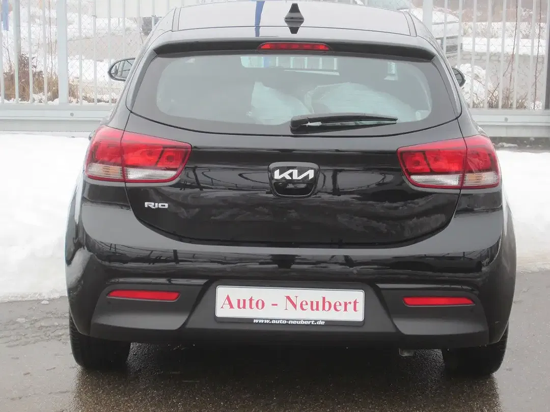 Kia Rio Vision - Thumbnail 13