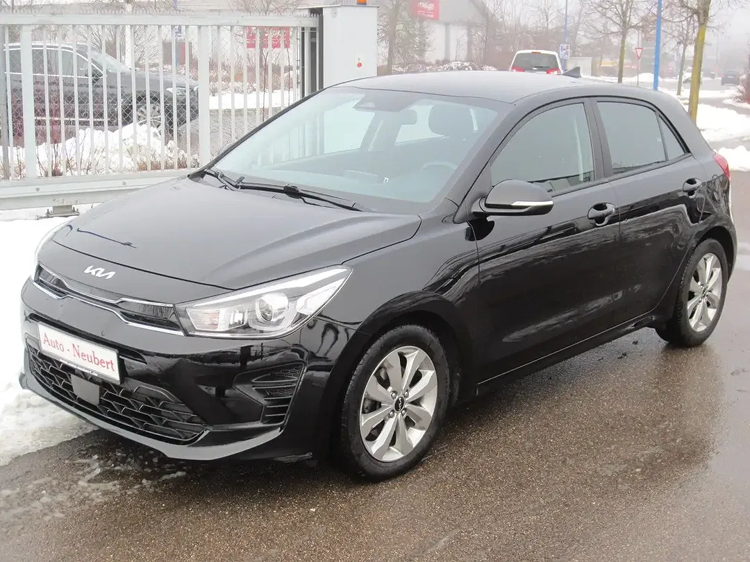 Kia Rio Vision - foto 15