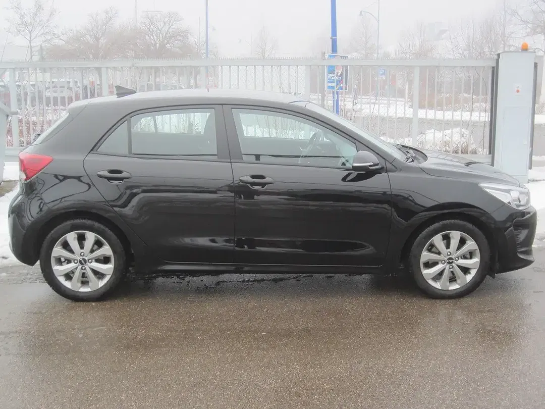 Kia Rio Vision - Thumbnail 9