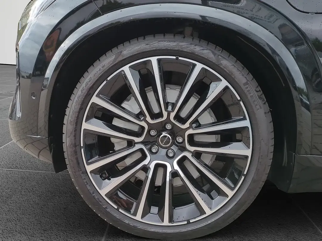 Volvo XC90 T8 PHEV Ultra Dark - foto 15