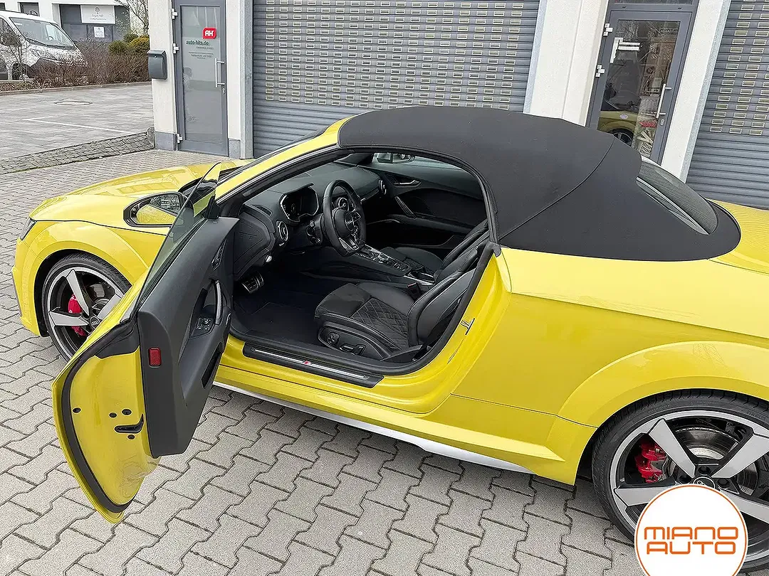 Audi TTS S line - Thumbnail 3
