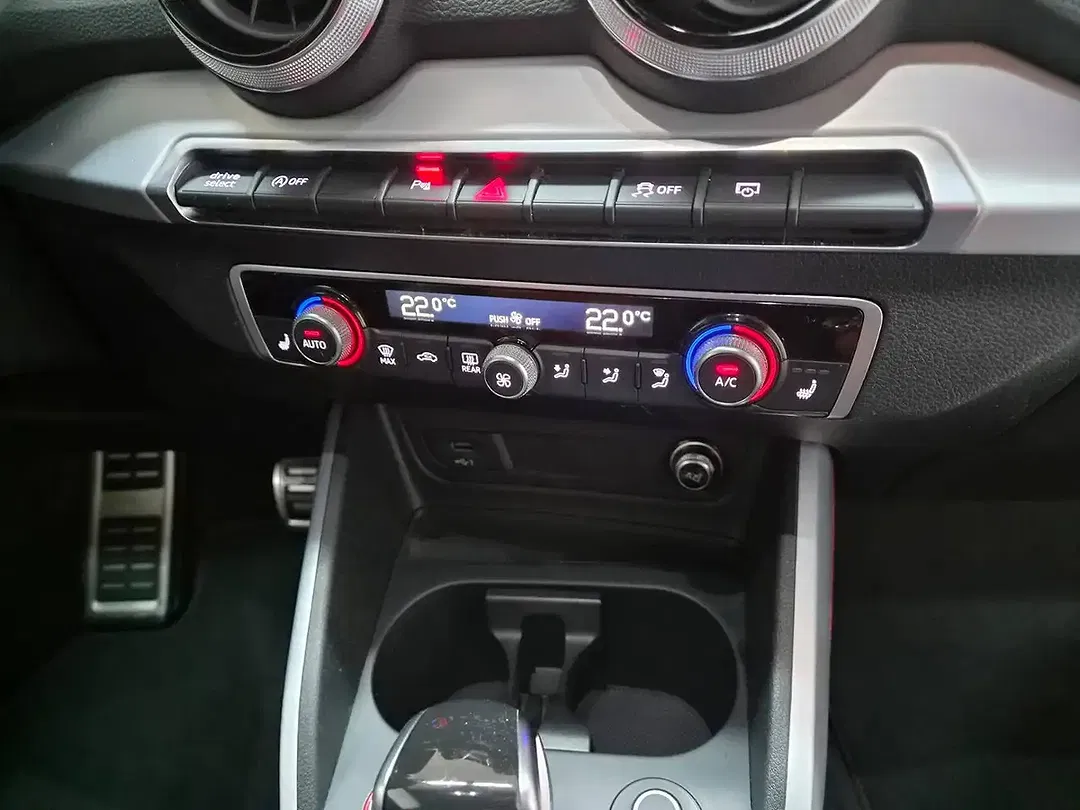 Audi SQ2 2.0 TFSI quattro exclusive - Thumbnail 12