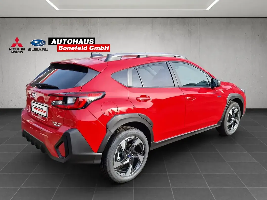 Subaru Crosstrek AWD Active - Thumbnail 3