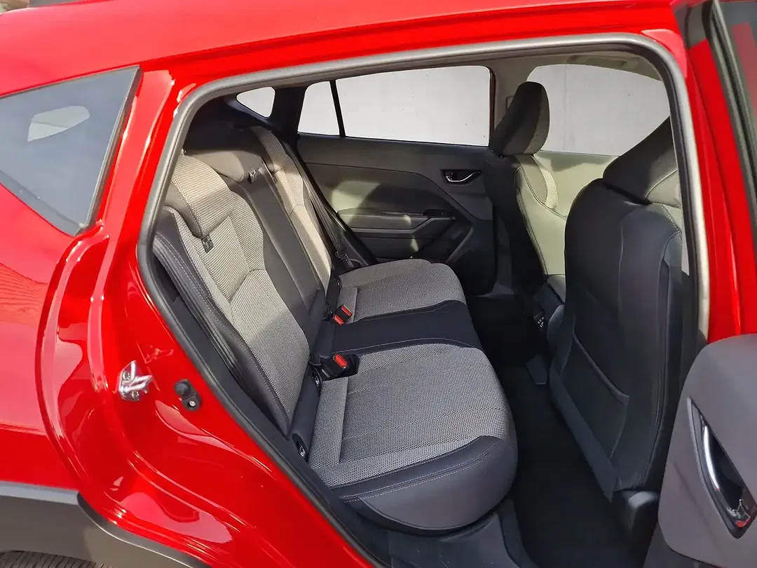 Subaru Crosstrek AWD Active - Thumbnail 7