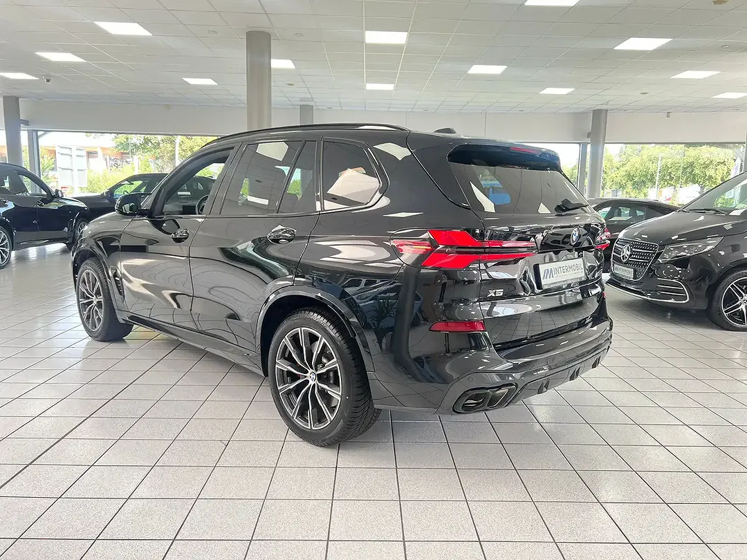 BMW X5 M xDrive - Thumbnail 6