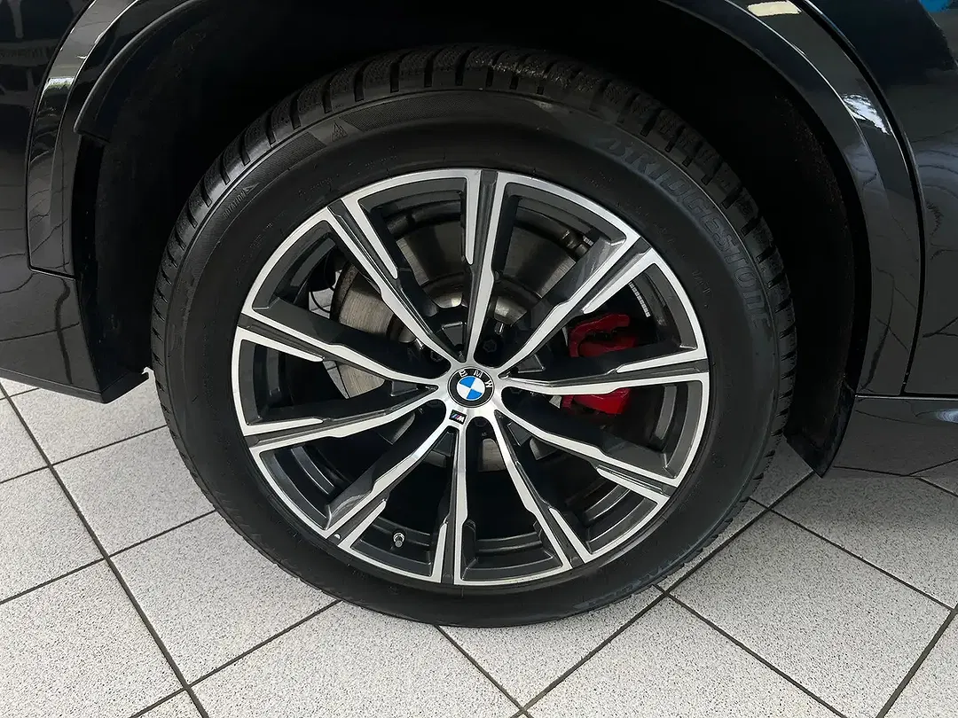 BMW X5 M xDrive - Thumbnail 7