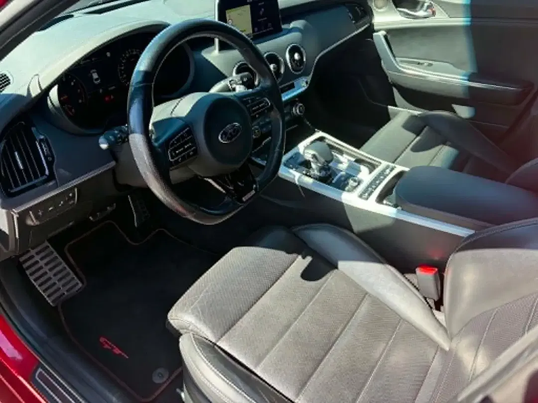 Kia Stinger 4WD GT - foto 15