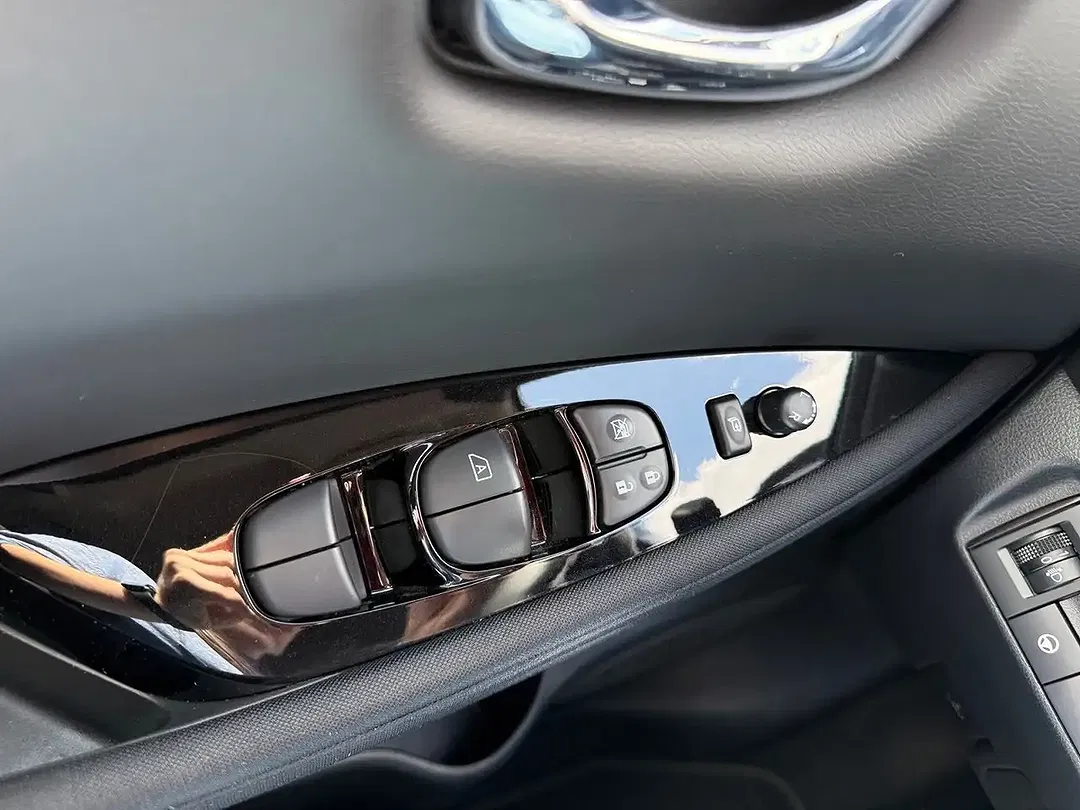 Nissan Leaf N-Connecta - Thumbnail 9