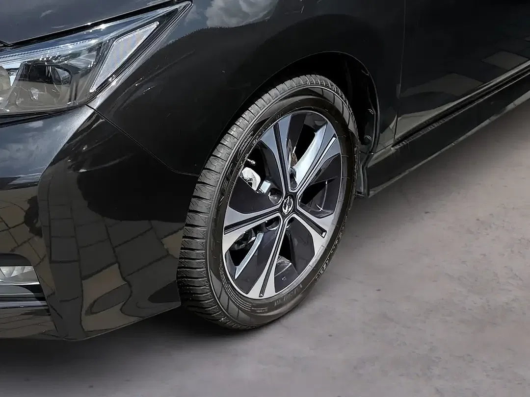 Nissan Leaf N-Connecta - Thumbnail 6